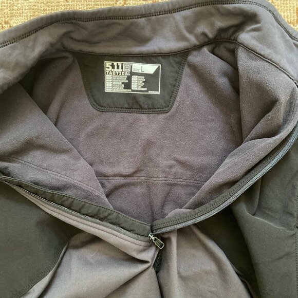5.11 Tactical Mens 1/4 Zip Up Pullover Shirt Jacket Size Large Pocket Gorpcore - Picture 13 of 13